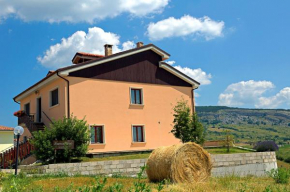 Гостиница BiancaNeve B&B  Капракотта
